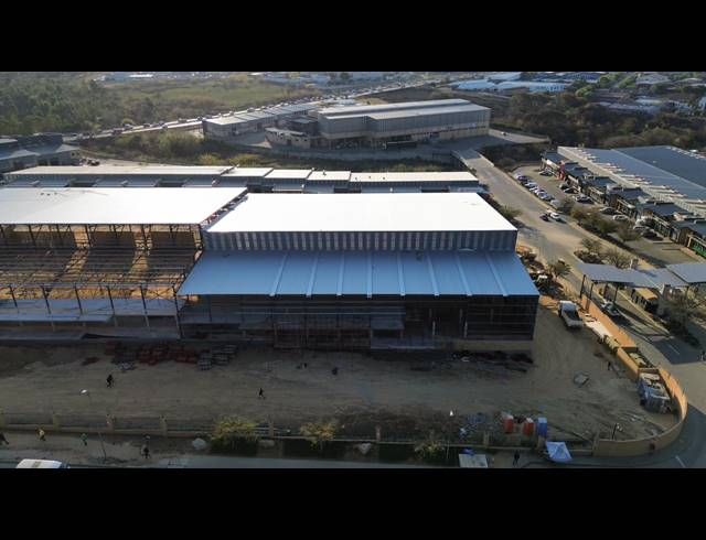 4,794M² WAREHOUSE TO LET IN NORTH RIDING